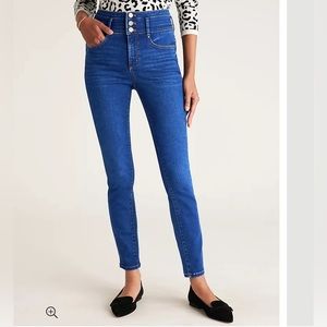 Women’s skinny jeans